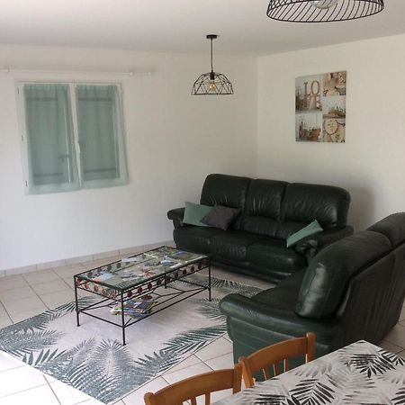 Maison D'Hotes Saint-Julien-l'Ars 외부 사진
